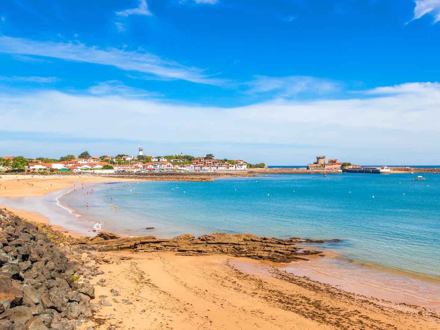 Découverte des plages de Socoa près du camping dans le Pays-Basque.